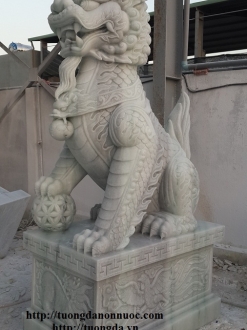 Lân