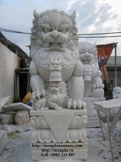 Lân