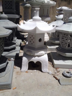 Đèn Vườn